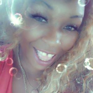 Meet your Posher, Nicole